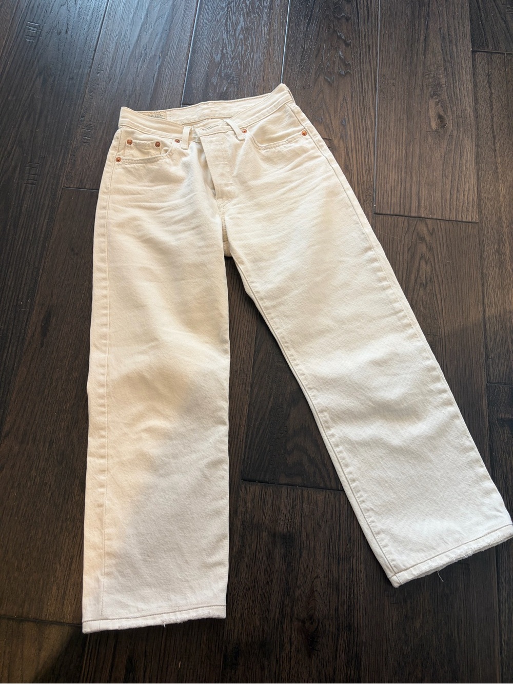 Women's Cream Straight-Leg Jeans